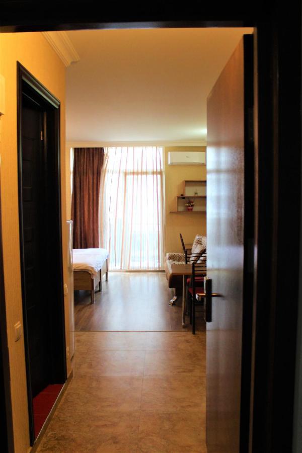 Orbi Lux Apartment Batumi Eksteriør billede