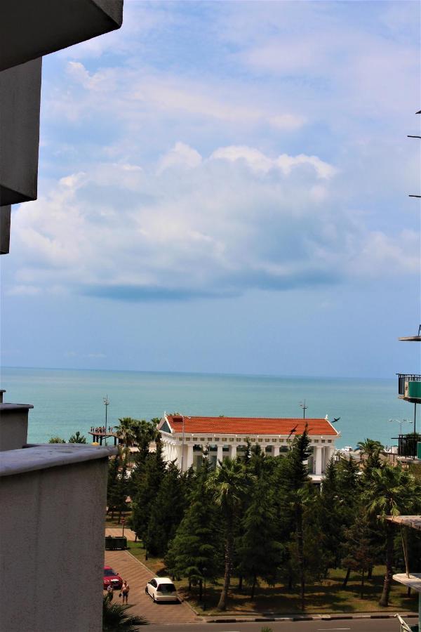 Orbi Lux Apartment Batumi Eksteriør billede