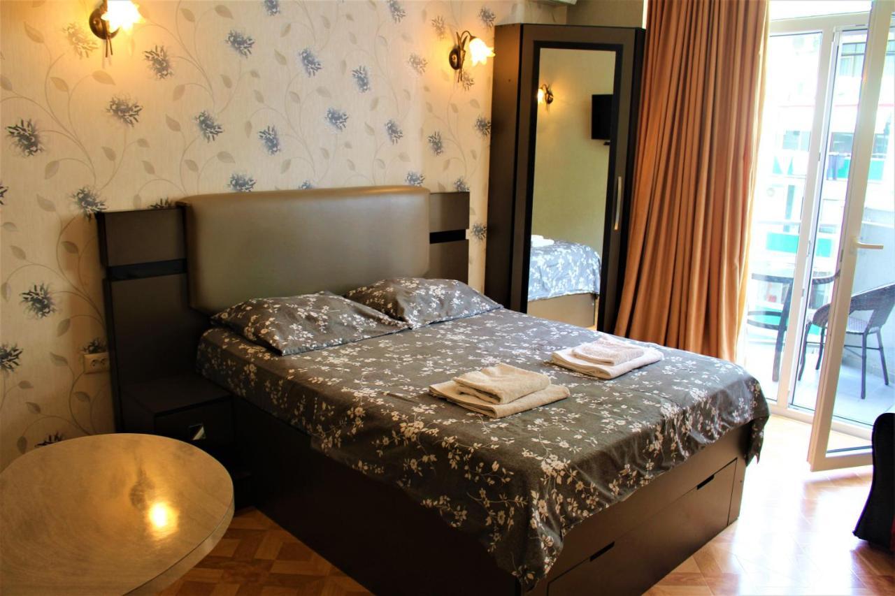 Orbi Lux Apartment Batumi Eksteriør billede