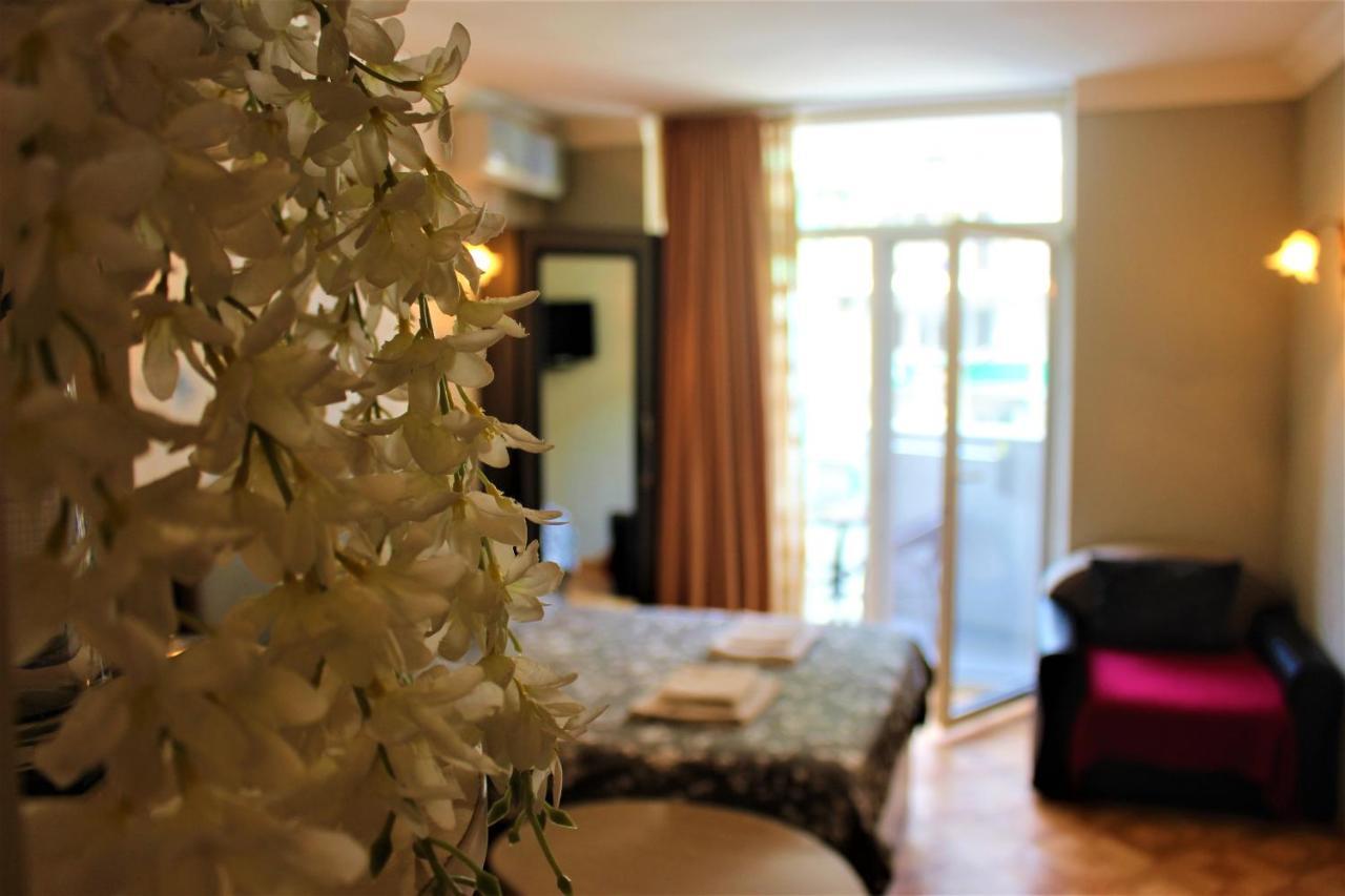 Orbi Lux Apartment Batumi Eksteriør billede